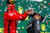 Foto zur News: Vettel mit Glück auf dem Podium: &quot;Heute werde ich gut
